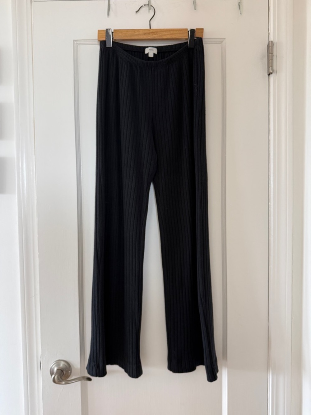 DONNI. Black Ribbed Wide-Leg Knit Pants